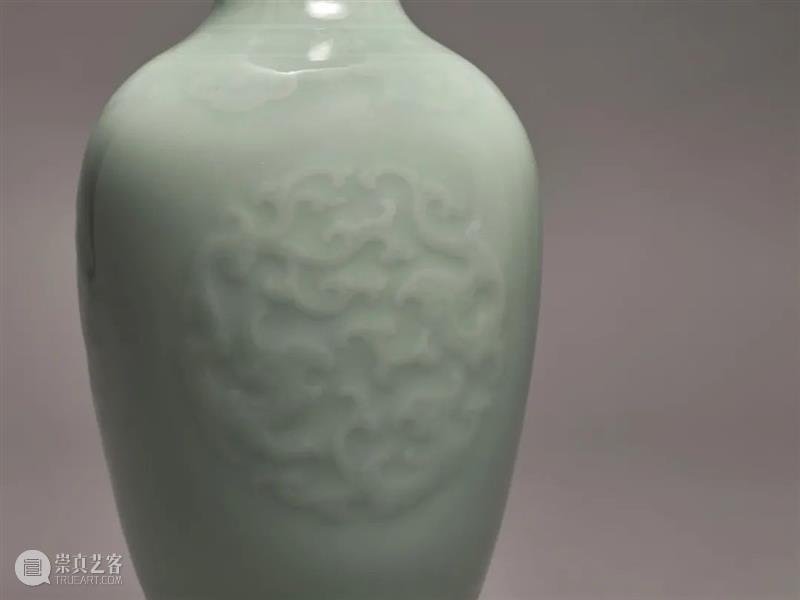 明景泰御制掐丝珐琅缠枝番莲纹盒将领衔香港秋拍“重要中国瓷器及工艺精品”拍卖 佳士得 香港 中国 瓷器 工艺 精品 将领 明景泰御制掐丝珐琅缠枝番莲纹盒 青铜器 明清 掐丝珐琅 崇真艺客